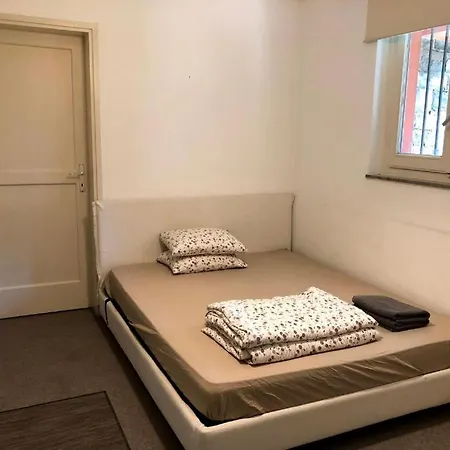 Проживание в семье Casanico - Self Check-in, No Reception Лугано