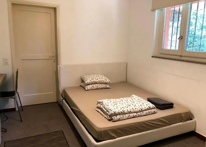 Проживання в сім'ї Casanico - Self Check-in, No Reception Лугано